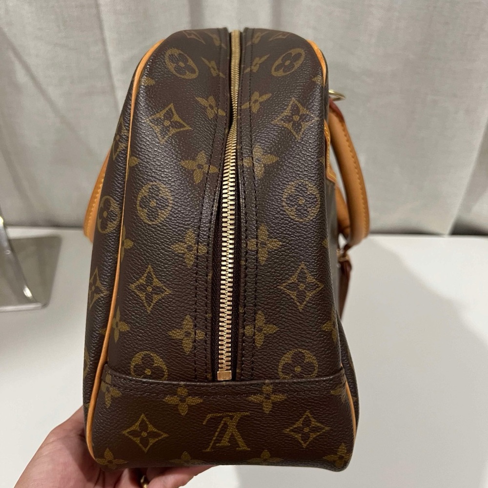 Louis Vuitton Deauville Bag Authentic Preloved Iconic Design Monogram Canvas - Picture 10 of 16